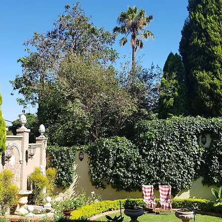 Villa Lugano Guesthouse-3